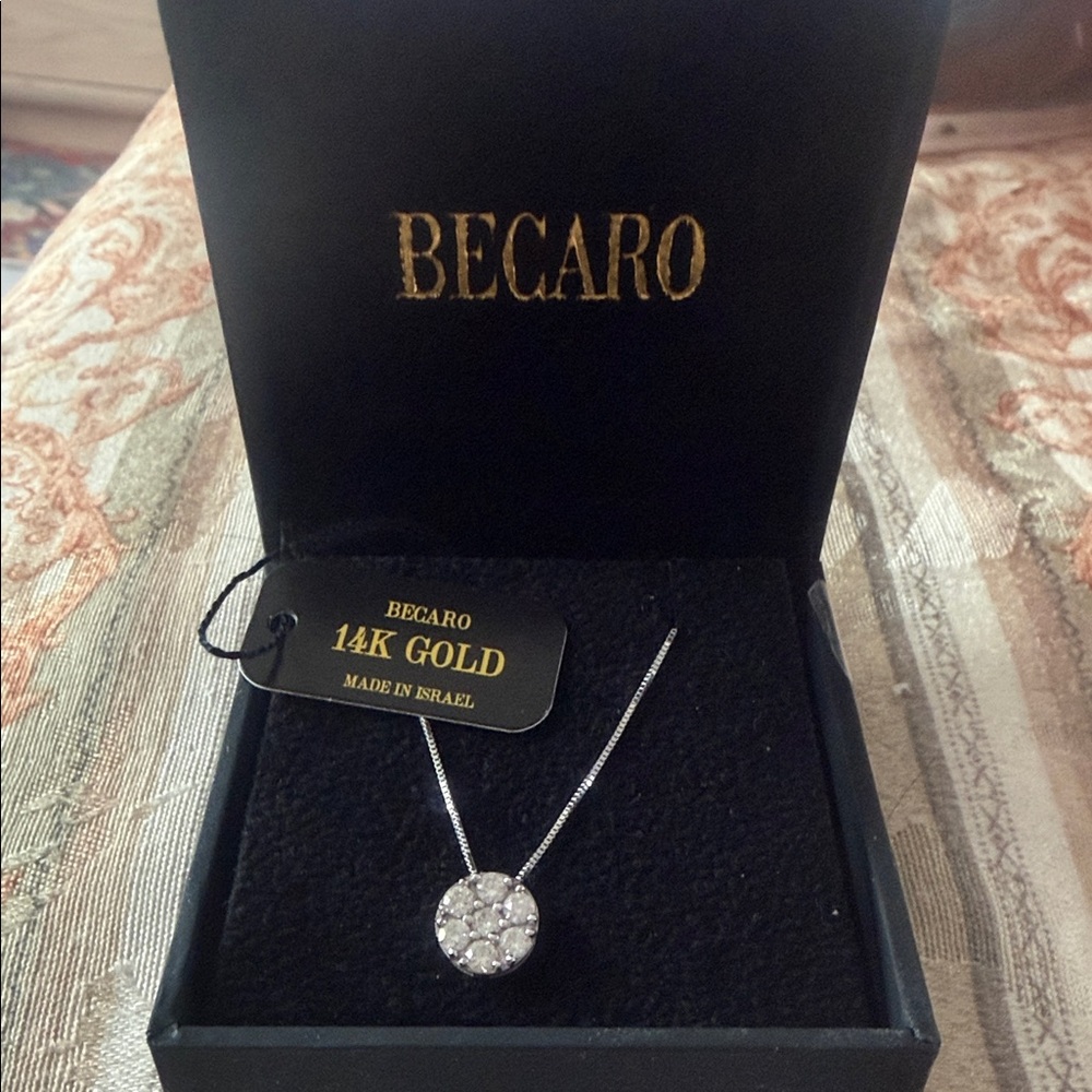 14 kt white gold Necklace with diamond 💎 Accents New 🆕